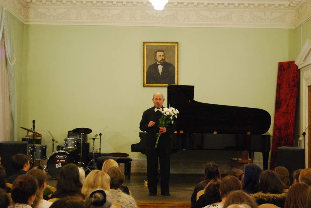 Концерт в честь 90-летия училища